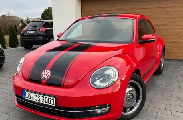 VOLKSWAGEN Beetle 