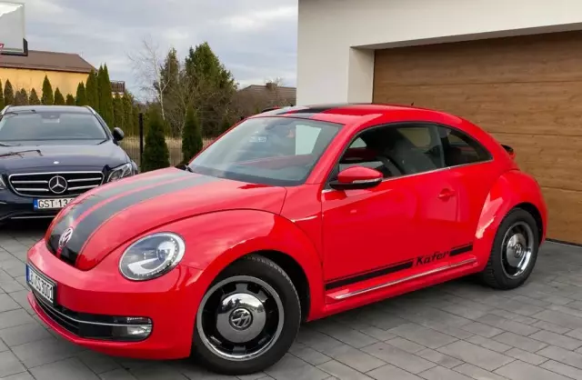 VOLKSWAGEN Beetle 
