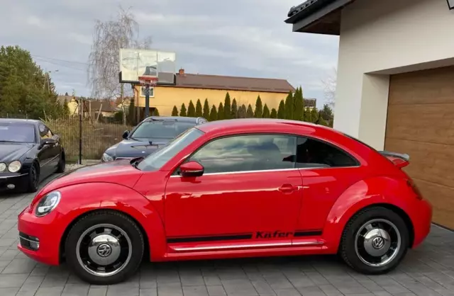 VOLKSWAGEN Beetle 