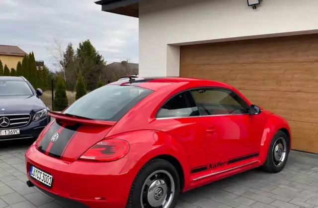 VOLKSWAGEN Beetle 