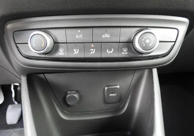 OPEL Crossland X 1.2 Edition