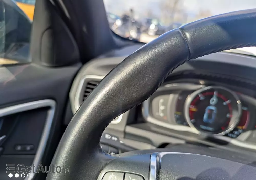 VOLVO S60 Cross Country D4 Geartronic Summum