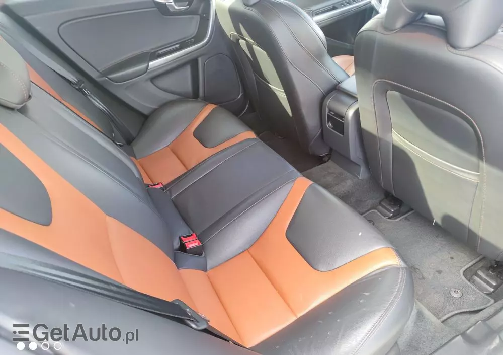 VOLVO S60 Cross Country D4 Geartronic Summum