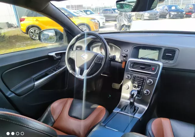 VOLVO S60 Cross Country D4 Geartronic Summum