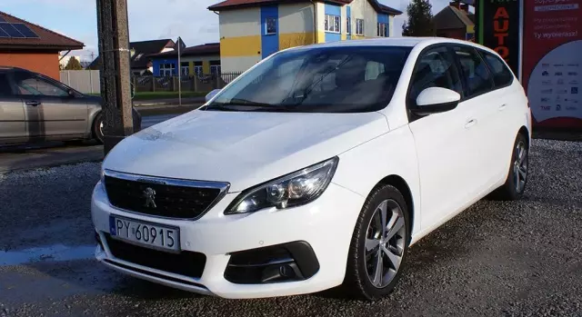 PEUGEOT 308 