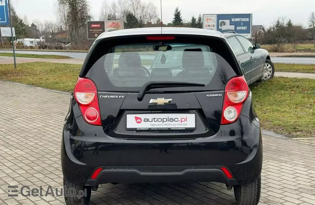 CHEVROLET Spark 