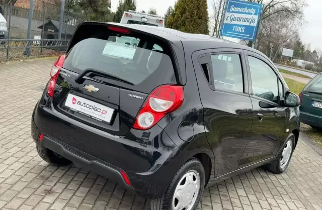 CHEVROLET Spark 