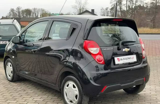 CHEVROLET Spark 
