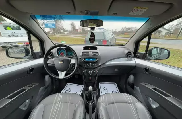 CHEVROLET Spark 
