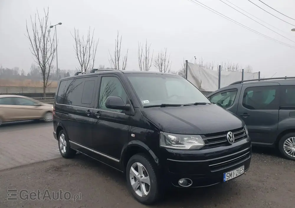 VOLKSWAGEN Multivan 