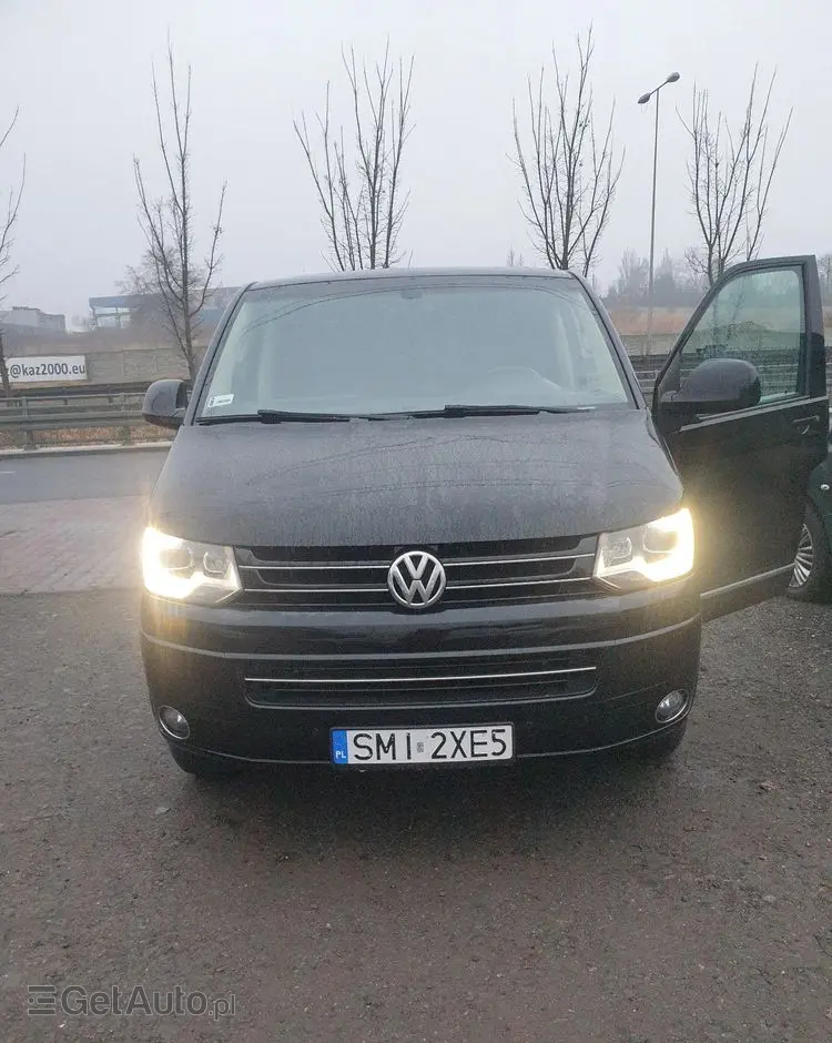 VOLKSWAGEN Multivan 