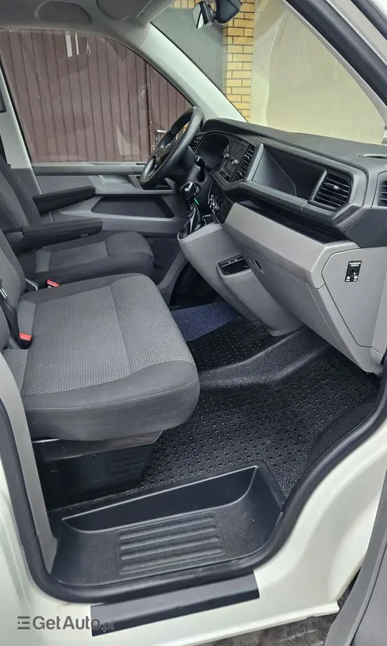 VOLKSWAGEN TRANSPORTER T6.1 