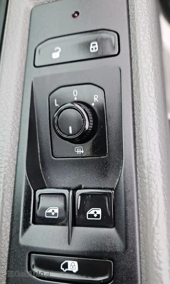 VOLKSWAGEN TRANSPORTER T6.1 