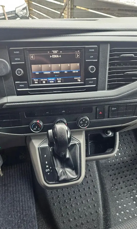 VOLKSWAGEN TRANSPORTER T6.1 