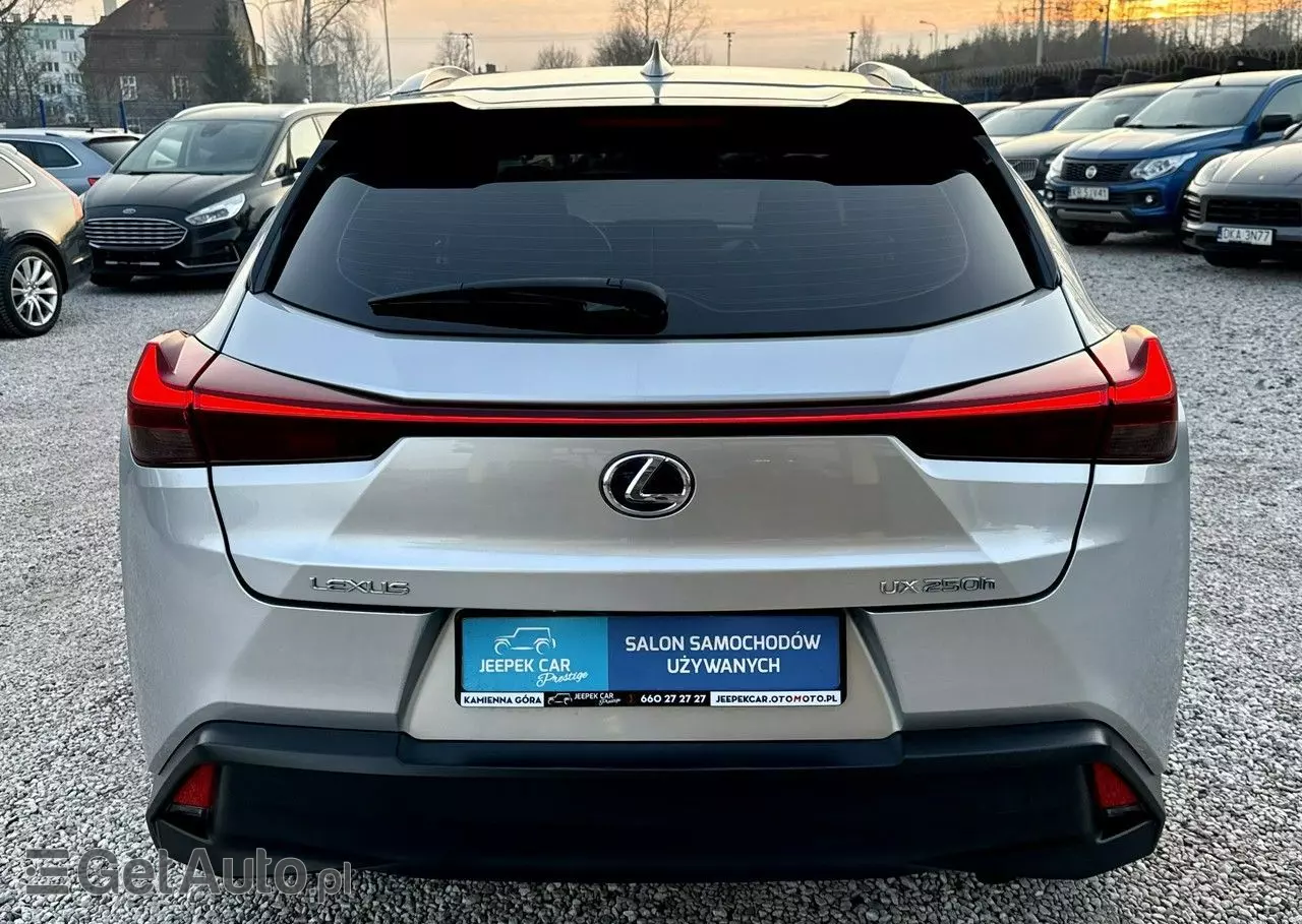LEXUS UX 250h Elegance 2WD
