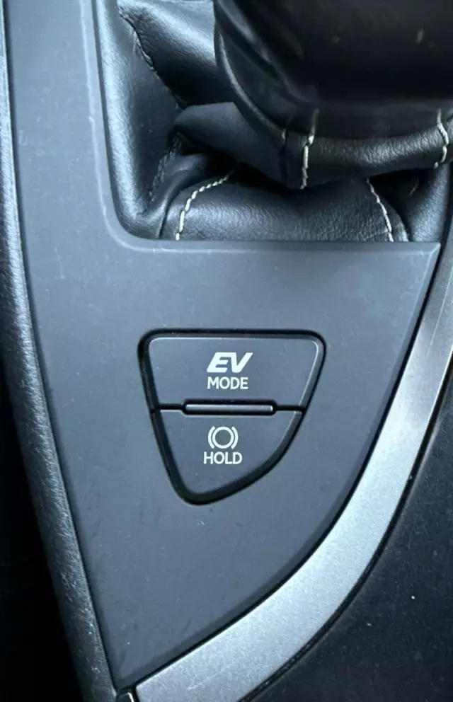 LEXUS UX 250h Elegance 2WD