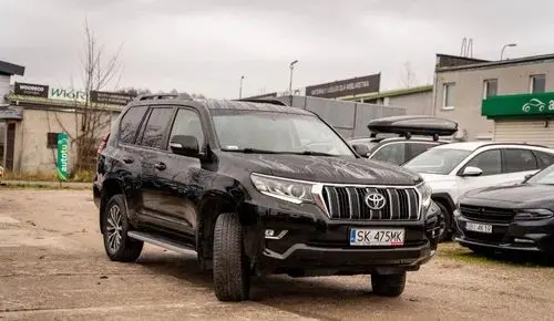 TOYOTA Land Cruiser 