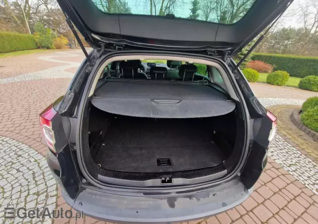 RENAULT Megane Bose Edition 140 CVT