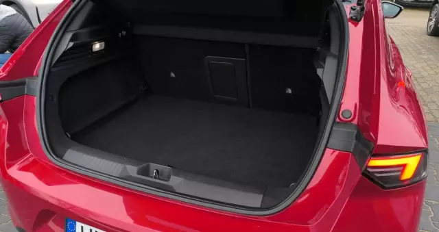 OPEL Astra VI 1.6 T Plug-in Hybrid GSe