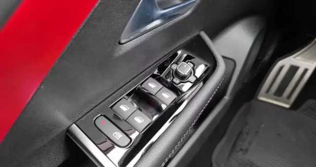 OPEL Astra VI 1.6 T Plug-in Hybrid GSe