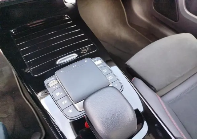 MERCEDES-BENZ Klasa A 