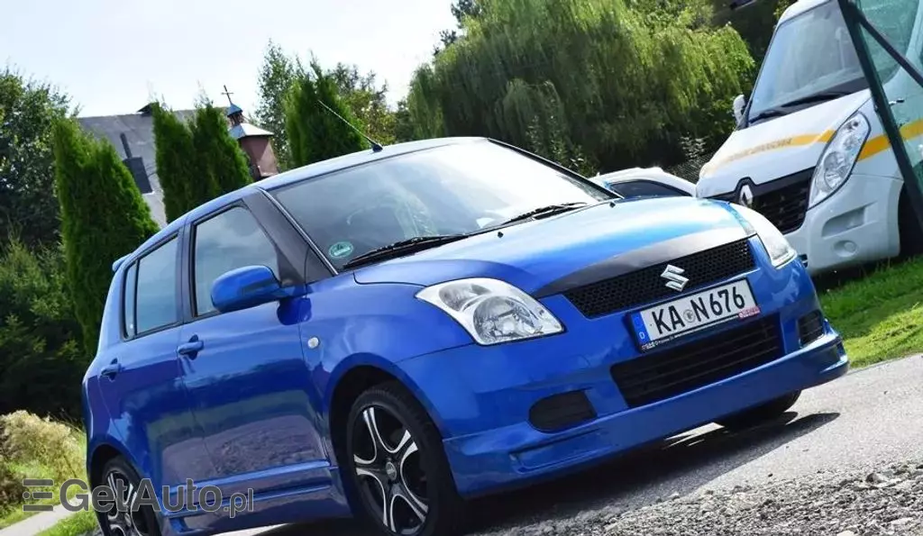 SUZUKI Swift 1.3 i 16V (92 KM)