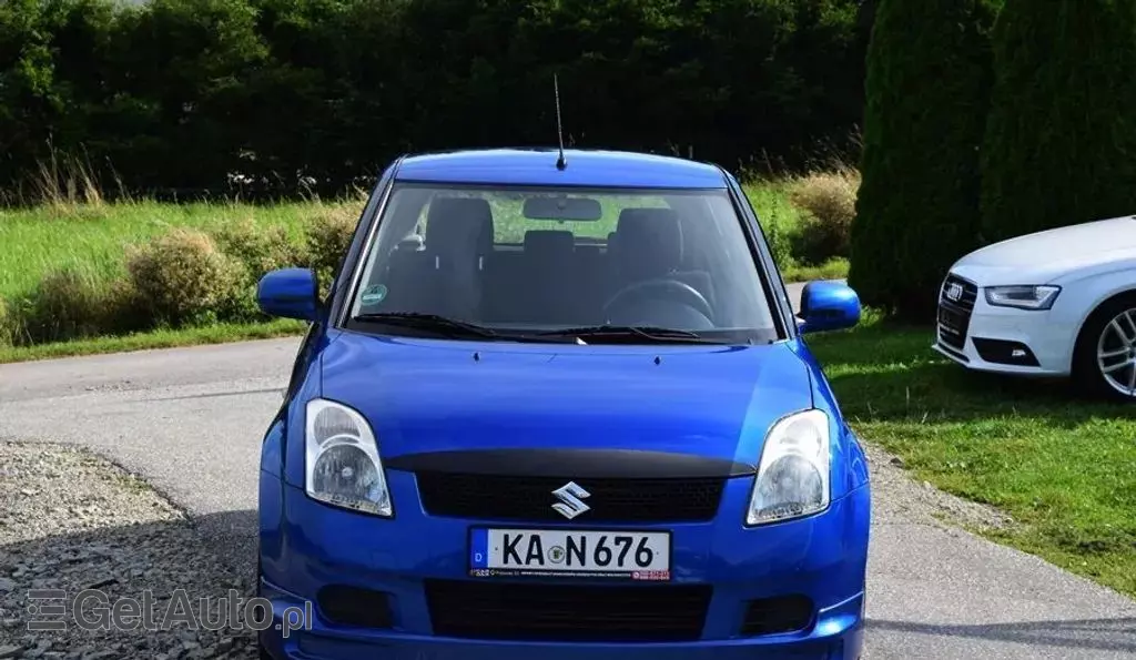 SUZUKI Swift 1.3 i 16V (92 KM)