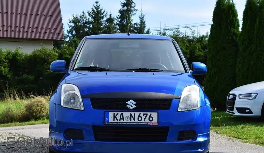SUZUKI Swift 1.3 i 16V (92 KM)