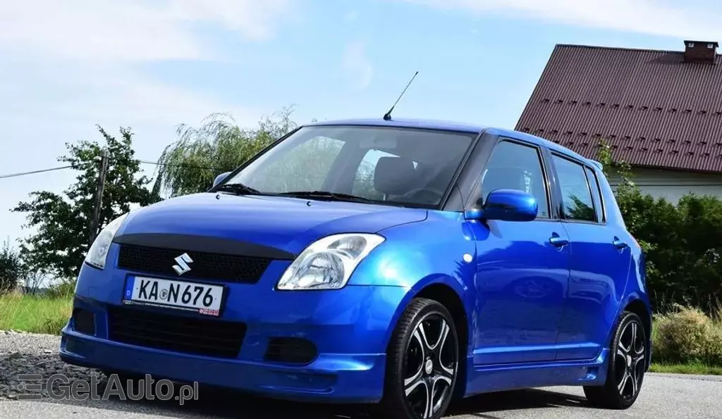 SUZUKI Swift 1.3 i 16V (92 KM)