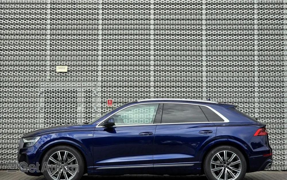 AUDI Q8 50 TDI quattro tiptronic