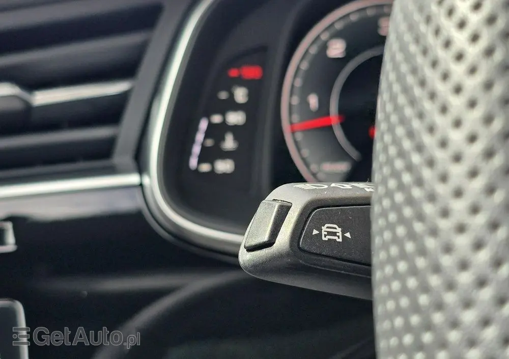 AUDI Q8 50 TDI quattro tiptronic