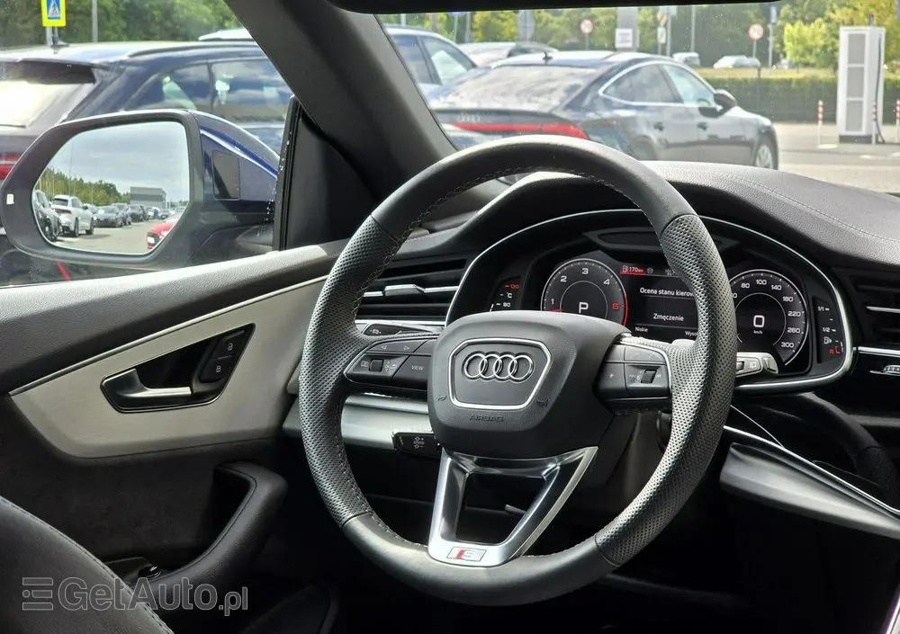 AUDI Q8 50 TDI quattro tiptronic