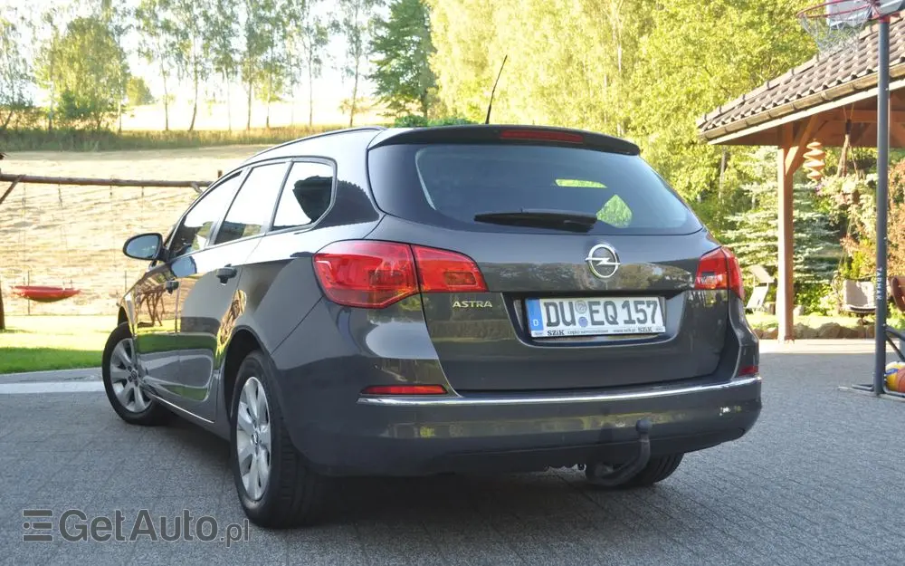 OPEL Astra 1.4 Turbo Edition Sport