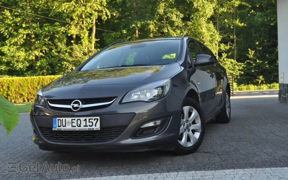 OPEL Astra 1.4 Turbo Edition Sport