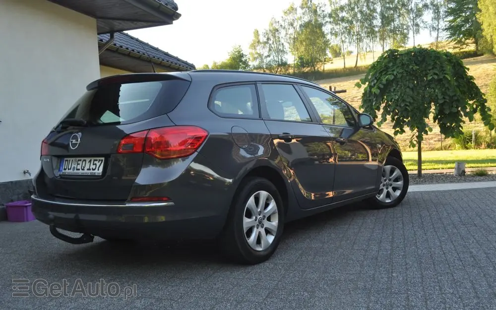 OPEL Astra 1.4 Turbo Edition Sport