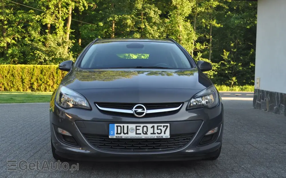 OPEL Astra 1.4 Turbo Edition Sport