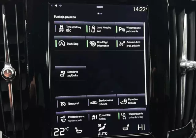 VOLVO V90 D4 Momentum Pro