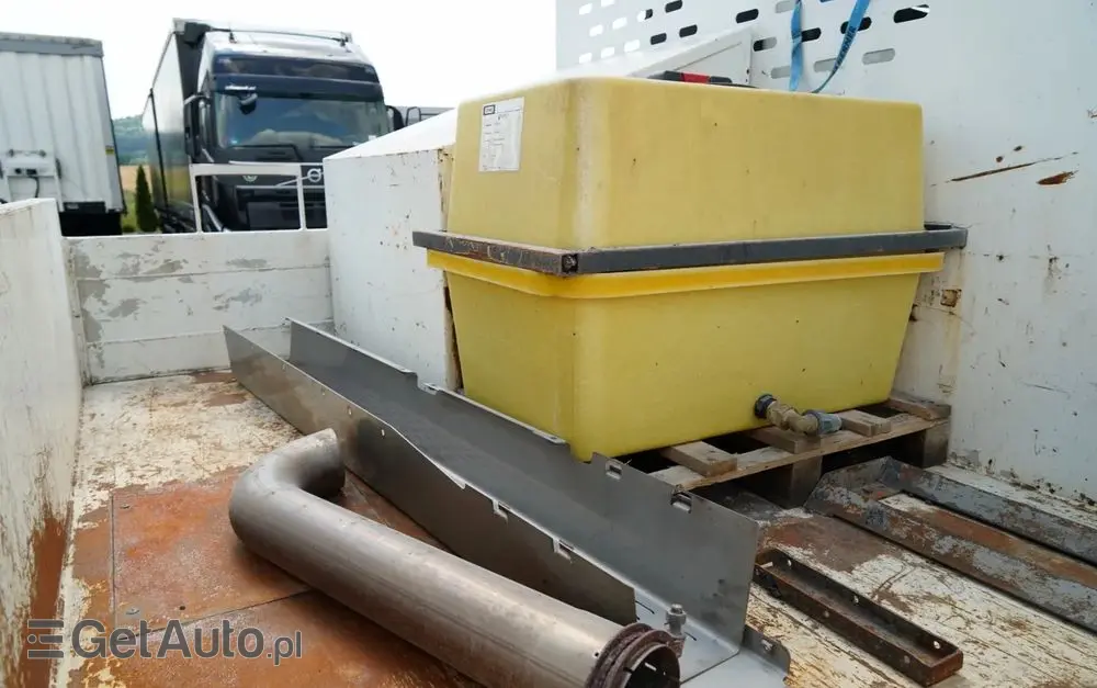 RENAULT D 16.240 / 4X2 / WYWROTKA / SPECJALISTYCZNY / DROGOWY / ZBIORNIK DO LANIA ASFALTU / EURO 6 / SPROWADZONY 