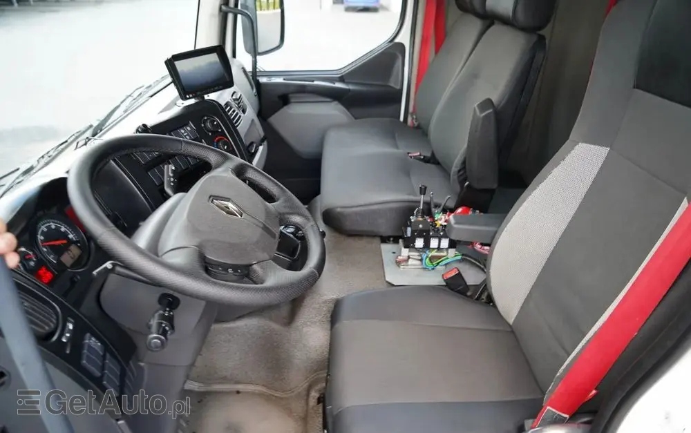 RENAULT D 16.240 / 4X2 / WYWROTKA / SPECJALISTYCZNY / DROGOWY / ZBIORNIK DO LANIA ASFALTU / EURO 6 / SPROWADZONY 