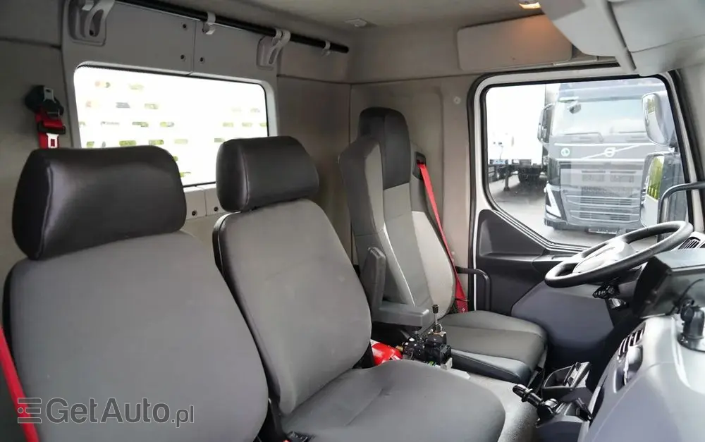 RENAULT D 16.240 / 4X2 / WYWROTKA / SPECJALISTYCZNY / DROGOWY / ZBIORNIK DO LANIA ASFALTU / EURO 6 / SPROWADZONY 