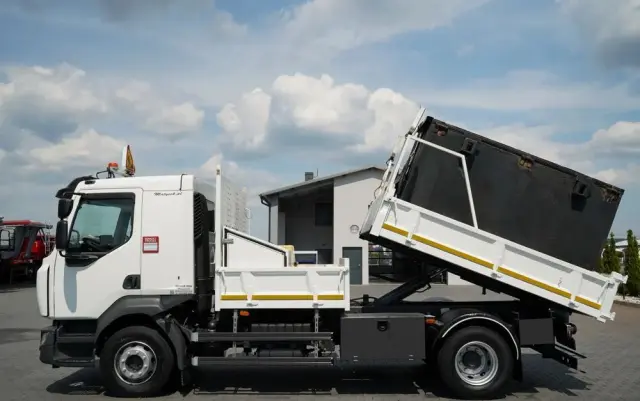 RENAULT D 16.240 / 4X2 / WYWROTKA / SPECJALISTYCZNY / DROGOWY / ZBIORNIK DO LANIA ASFALTU / EURO 6 / SPROWADZONY 