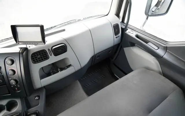 RENAULT D 16.240 / 4X2 / WYWROTKA / SPECJALISTYCZNY / DROGOWY / ZBIORNIK DO LANIA ASFALTU / EURO 6 / SPROWADZONY 