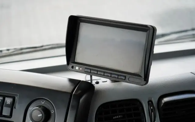 RENAULT D 16.240 / 4X2 / WYWROTKA / SPECJALISTYCZNY / DROGOWY / ZBIORNIK DO LANIA ASFALTU / EURO 6 / SPROWADZONY 