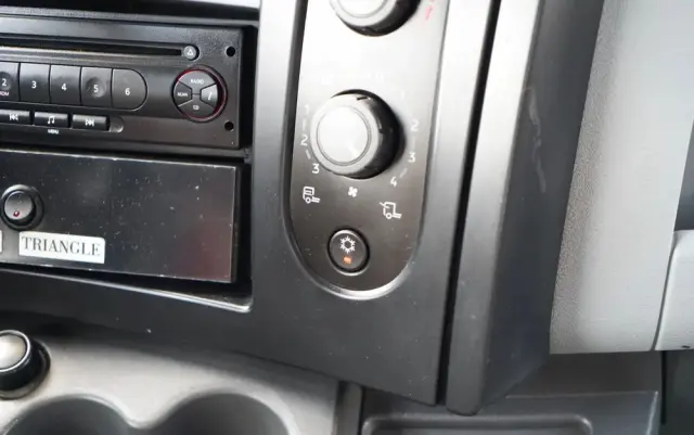 RENAULT D 16.240 / 4X2 / WYWROTKA / SPECJALISTYCZNY / DROGOWY / ZBIORNIK DO LANIA ASFALTU / EURO 6 / SPROWADZONY 