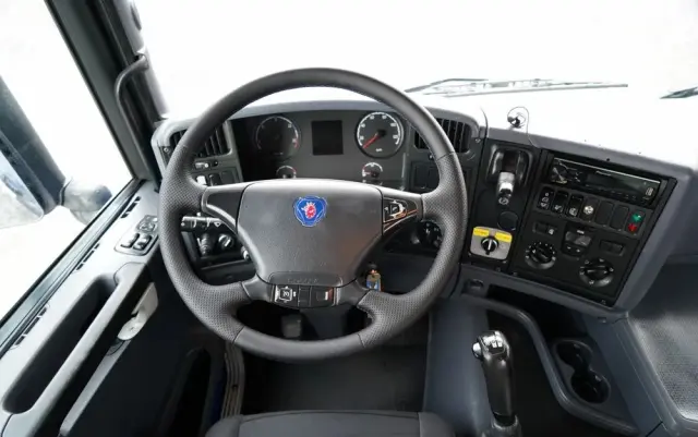 SCANIA G 480 / 8x4 / WYWROTKA DWUSTRONNA / HYDROBURTA / MANUAL 