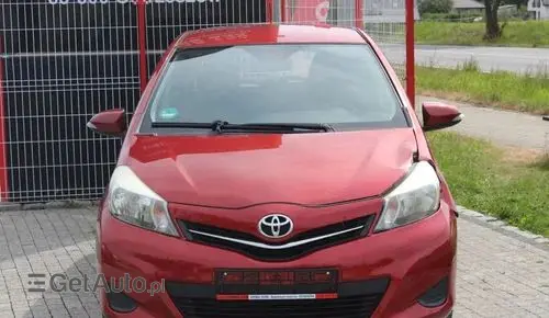 TOYOTA Yaris 