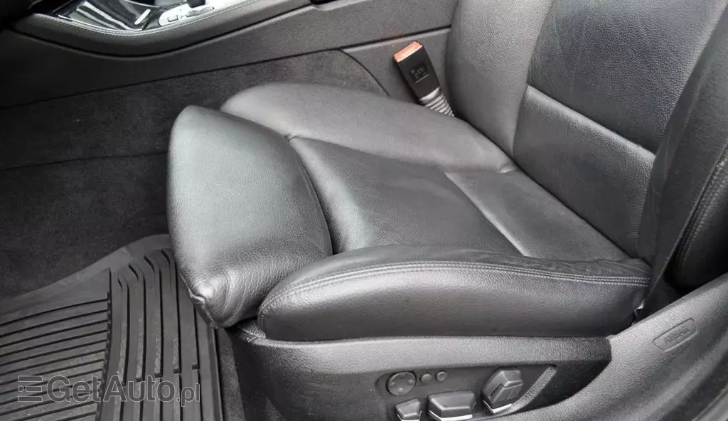 BMW Seria 5 528i (245 KM) xDrive Steptronic