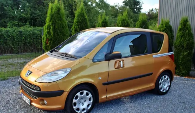 PEUGEOT 1007 