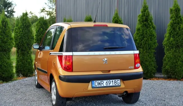 PEUGEOT 1007 
