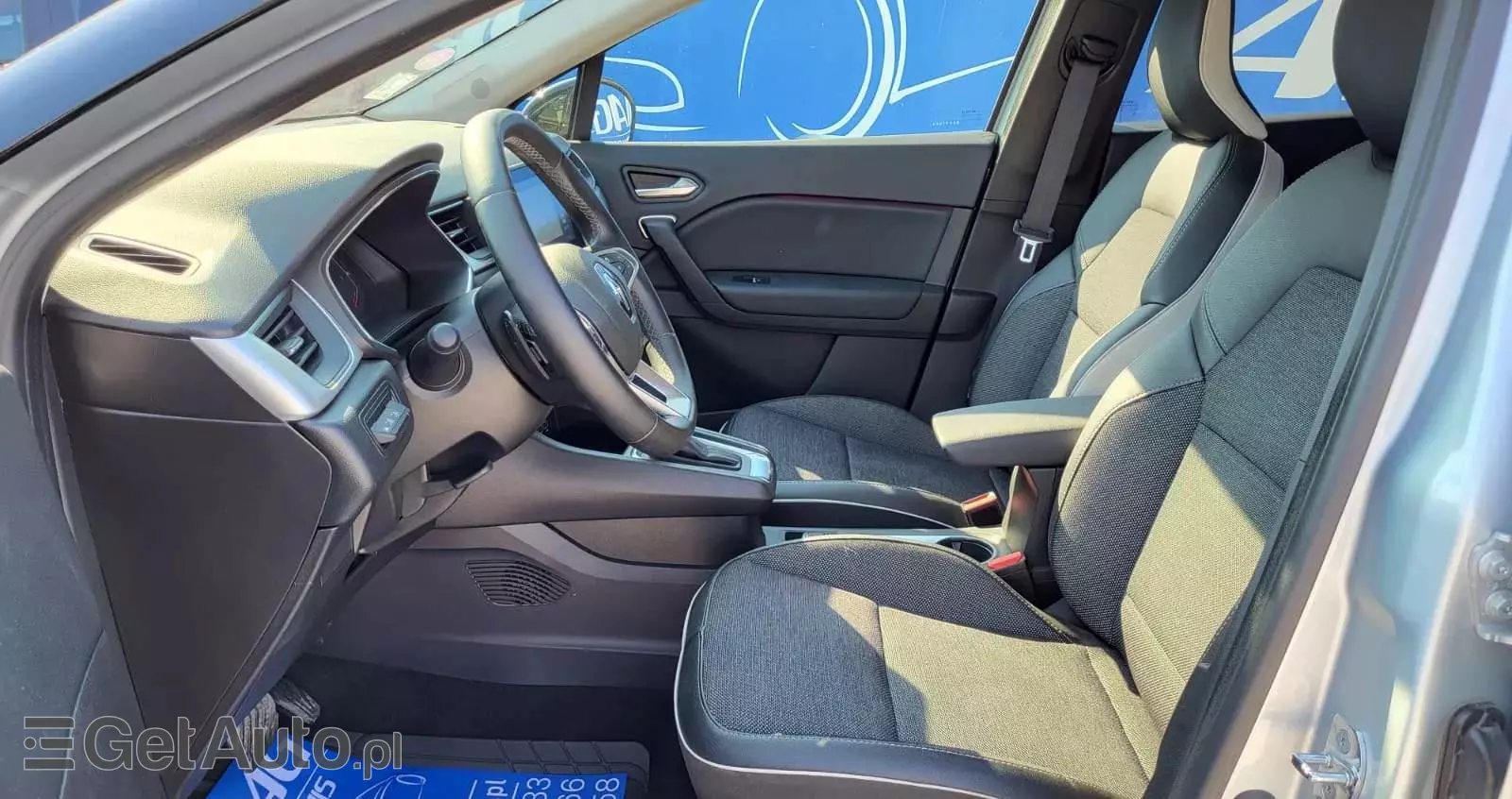 RENAULT Captur TCe Mild Hybrid 140 EDC GPF EVOLUTION